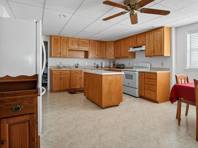 498 Meeks RD, Penhook, VA 24137