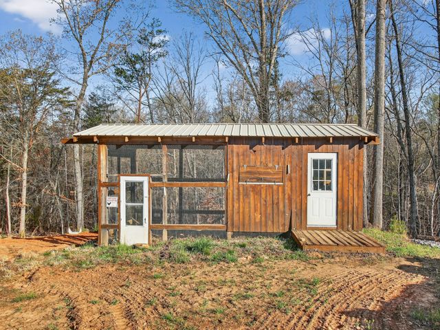 498 Meeks RD, Penhook, VA 24137