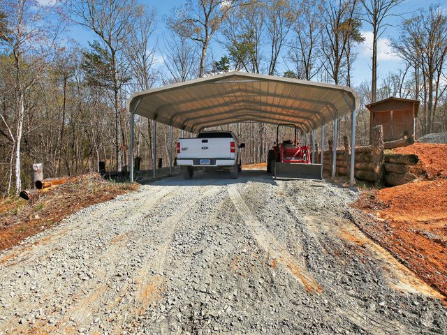 498 Meeks RD, Penhook, VA 24137