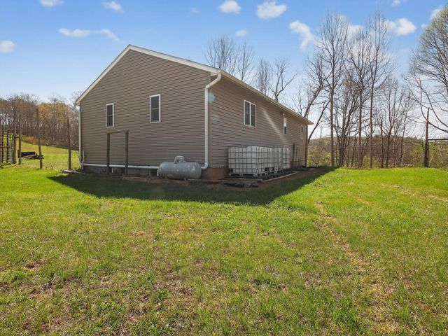 498 Meeks RD, Penhook, VA 24137