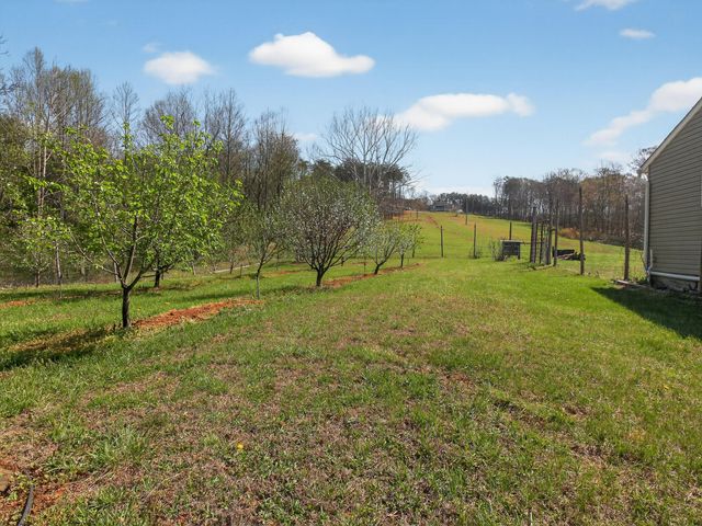 498 Meeks RD, Penhook, VA 24137