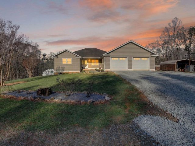 498 Meeks RD, Penhook, VA 24137