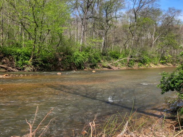 498 Meeks RD, Penhook, VA 24137