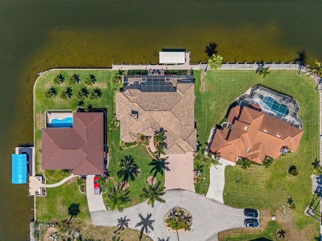 5205 TAMIAMI COURT, Cape Coral, FL 33904