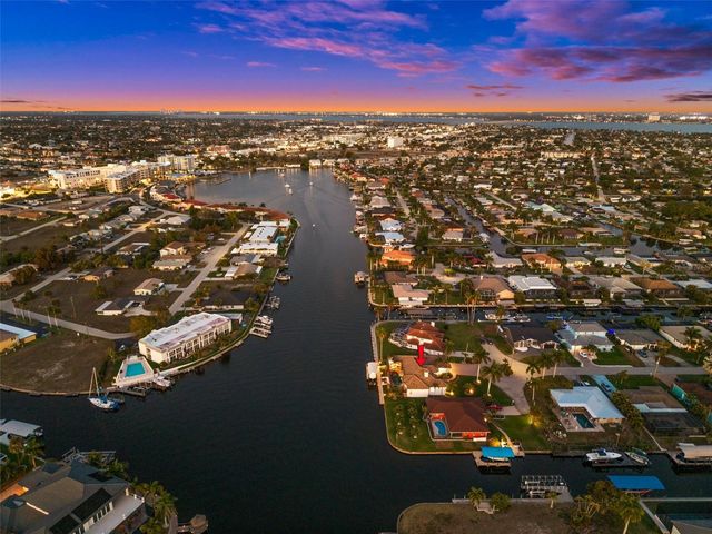 5205 TAMIAMI COURT, Cape Coral, FL 33904