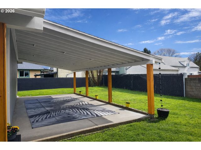 2617 N ARGYLE St, Portland, OR 97217