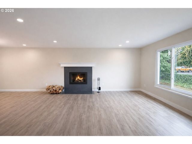 2617 N ARGYLE St, Portland, OR 97217