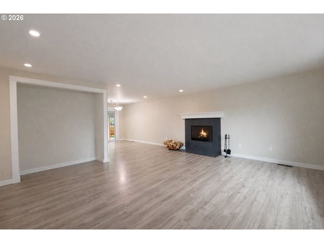 2617 N ARGYLE St, Portland, OR 97217