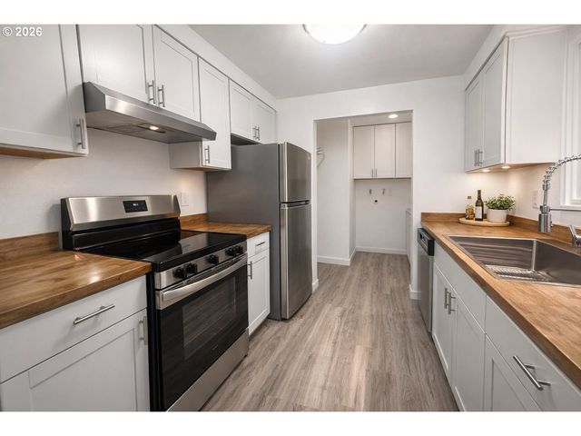 2617 N ARGYLE St, Portland, OR 97217