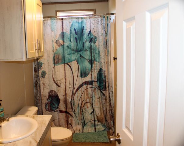 10000 ST HWY 31, Malakoff, TX 75148