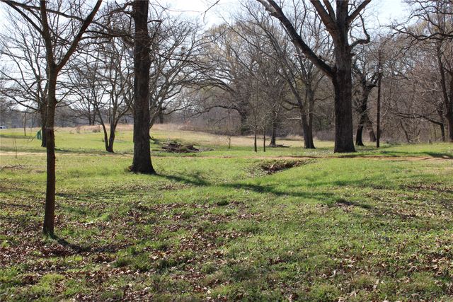 10000 ST HWY 31, Malakoff, TX 75148