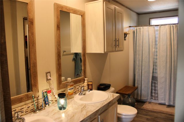 10000 ST HWY 31, Malakoff, TX 75148