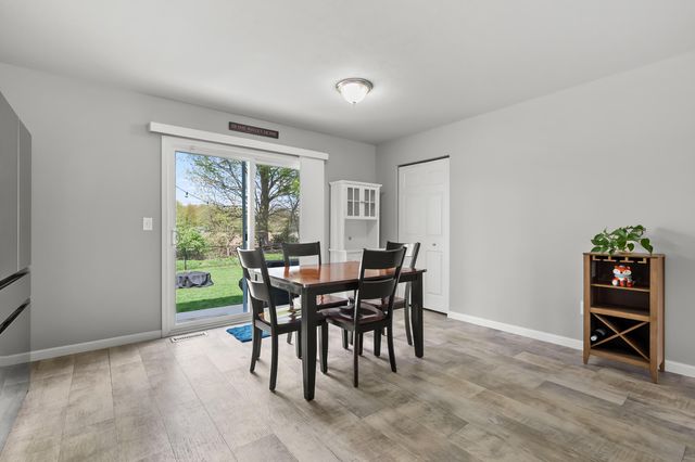5211 Lake Pines Court, Pavilion Twp, MI 49097
