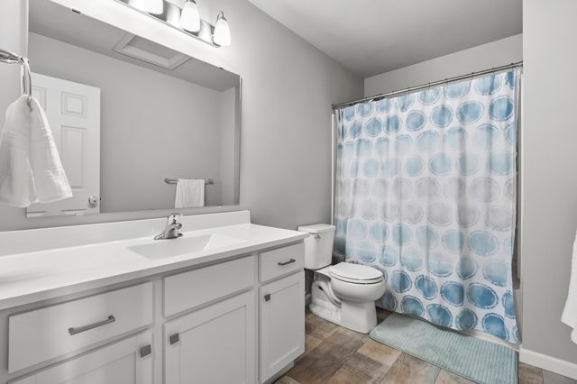 5211 Lake Pines Court, Pavilion Twp, MI 49097