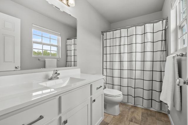 5211 Lake Pines Court, Pavilion Twp, MI 49097