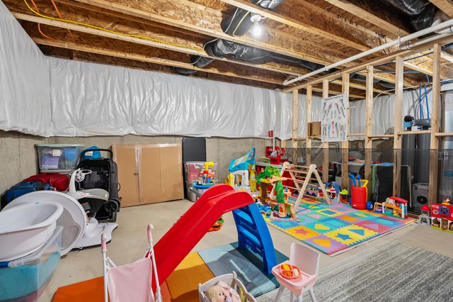 5211 Lake Pines Court, Pavilion Twp, MI 49097