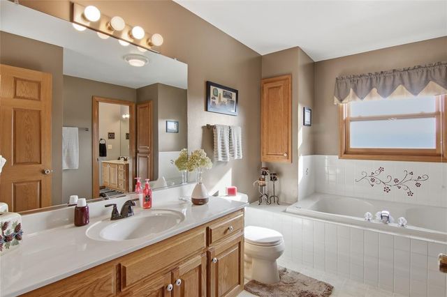 N13946 County Highway U, New Auburn, WI 54757