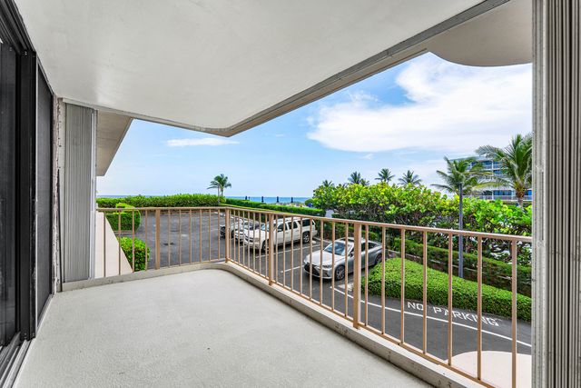 3200 S OCEAN Boulevard A202, Palm Beach, FL 33480
