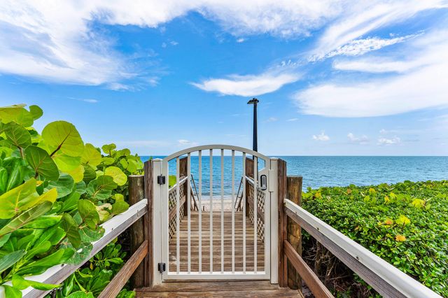 3200 S OCEAN Boulevard A202, Palm Beach, FL 33480