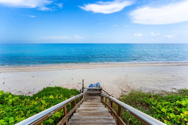 3200 S OCEAN Boulevard A202, Palm Beach, FL 33480