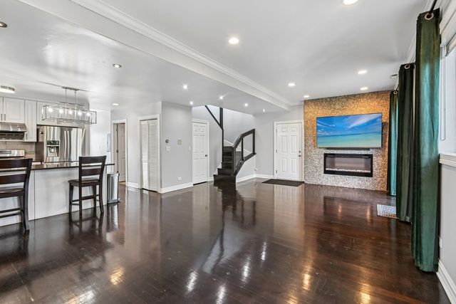 4648 N WINTHROP Avenue 3S, Chicago, IL 60640
