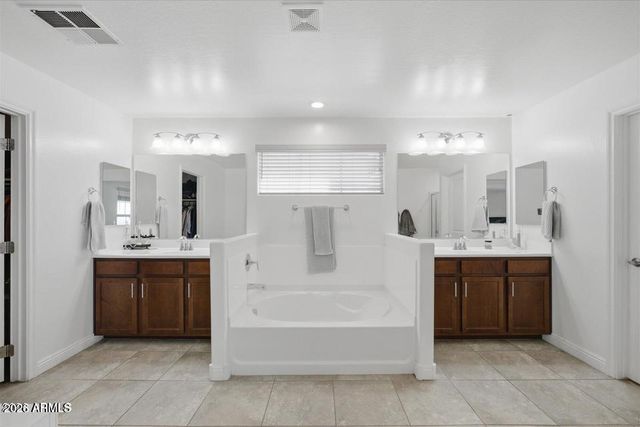 6851 E BOISE Street, Mesa, AZ 85207