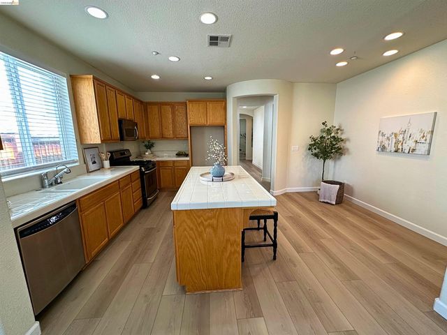 1547 Solitude Way, Brentwood, CA 94513