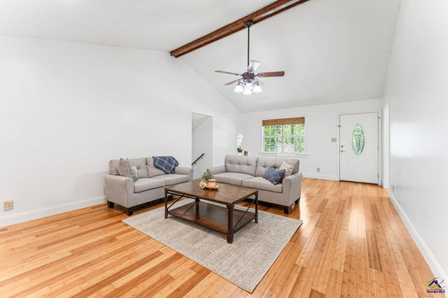 102 Crestwood Circle, Centerville, GA 31028