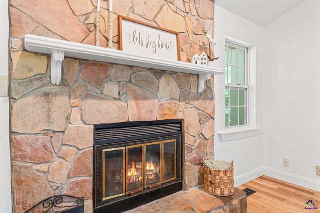 102 Crestwood Circle, Centerville, GA 31028