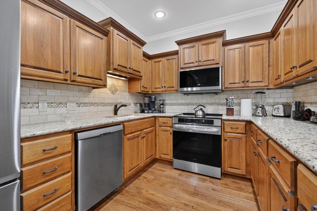 1448 Quail Place, Carthage, MO 64836