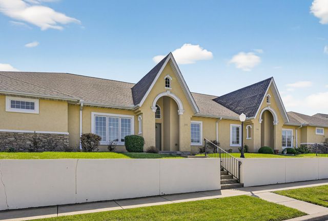 1448 Quail Place, Carthage, MO 64836