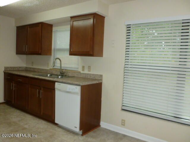 2656 PINEWOOD Boulevard E, Middleburg, FL 32068