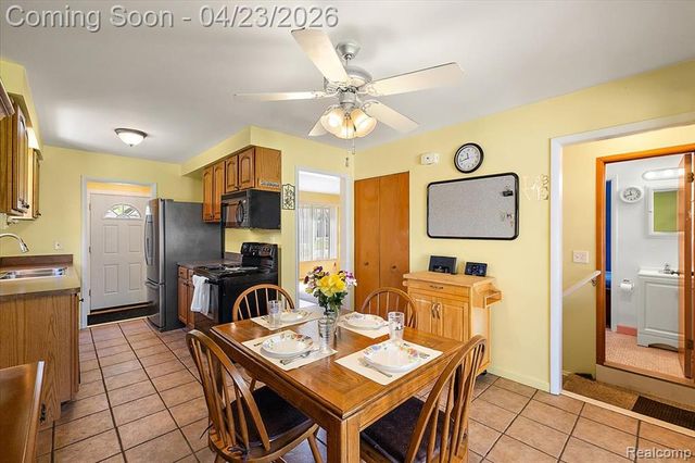19323 Ingram Street, Livonia, MI 48152
