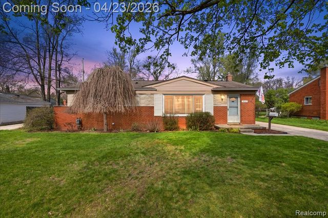 19323 Ingram Street, Livonia, MI 48152