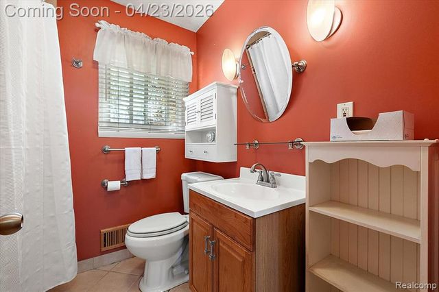 19323 Ingram Street, Livonia, MI 48152