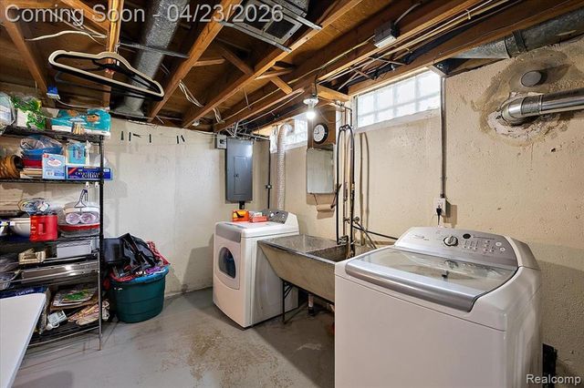 19323 Ingram Street, Livonia, MI 48152