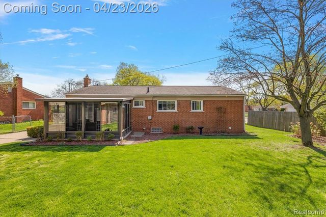 19323 Ingram Street, Livonia, MI 48152