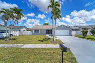 9242 SW 18th Road, Boca Raton, FL 33428