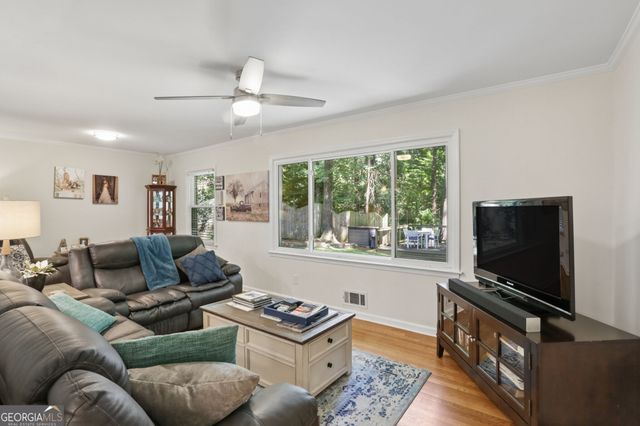 4357 Bishop Hollow Court, Dunwoody, GA 30338