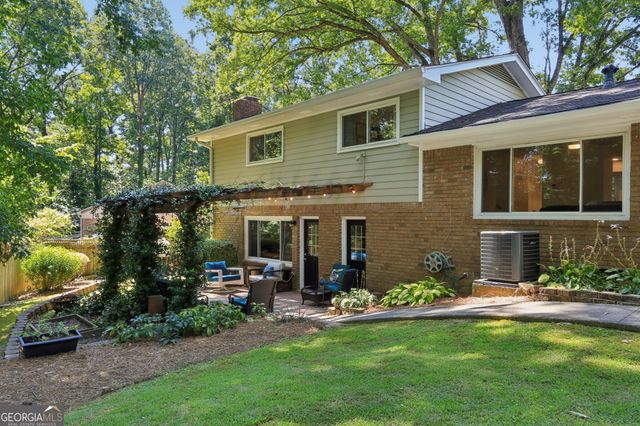 4357 Bishop Hollow Court, Dunwoody, GA 30338