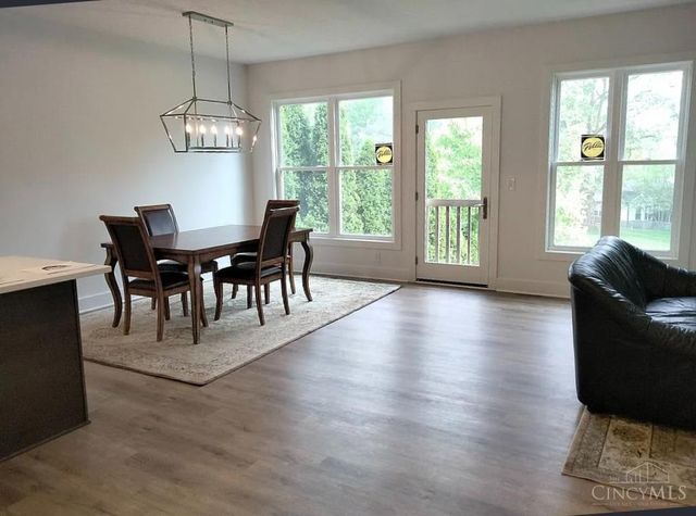 8109 Maxfield Lane, Madeira, OH 45243