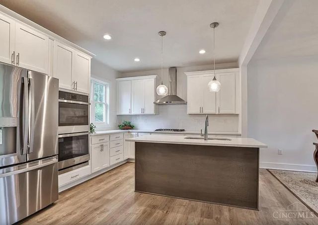 8109 Maxfield Lane, Madeira, OH 45243