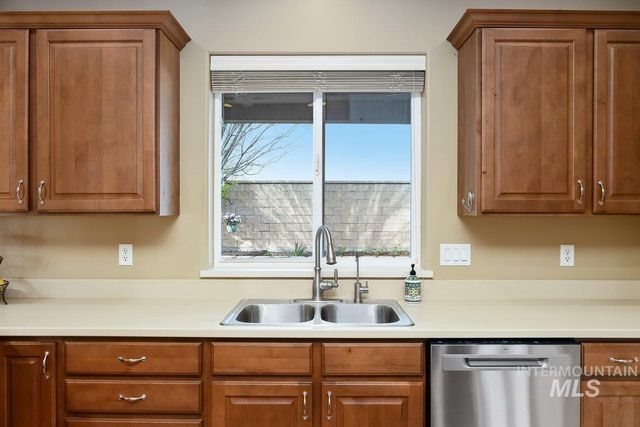 1841 Canyon Park Ct, Twin Falls, ID 83301