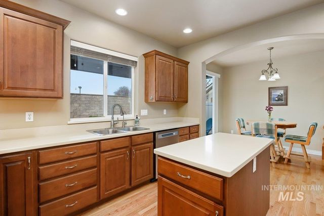 1841 Canyon Park Ct, Twin Falls, ID 83301