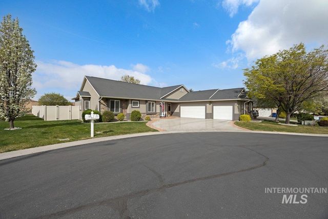 1841 Canyon Park Ct, Twin Falls, ID 83301