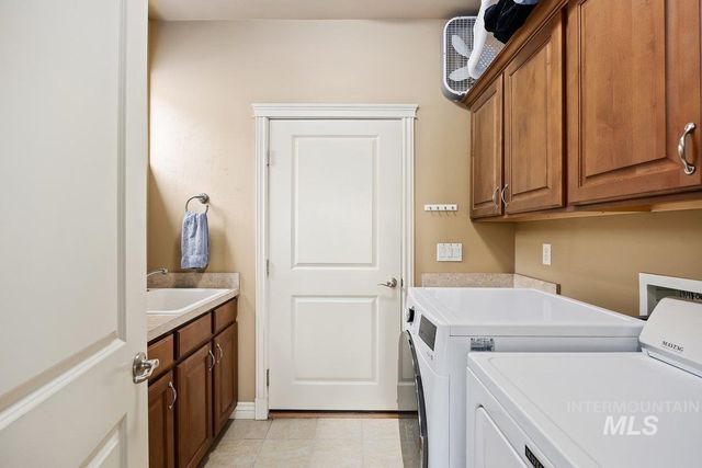 1841 Canyon Park Ct, Twin Falls, ID 83301