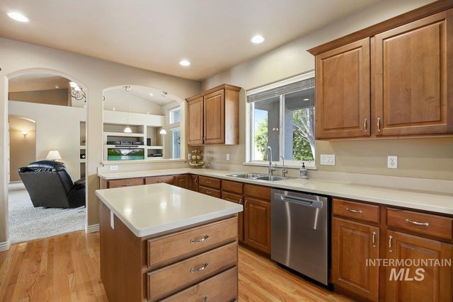 1841 Canyon Park Ct, Twin Falls, ID 83301