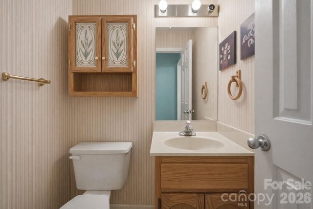 2090 Zacks Fork Road, Lenoir, NC 28645