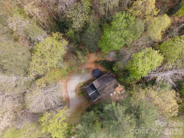 2090 Zacks Fork Road, Lenoir, NC 28645