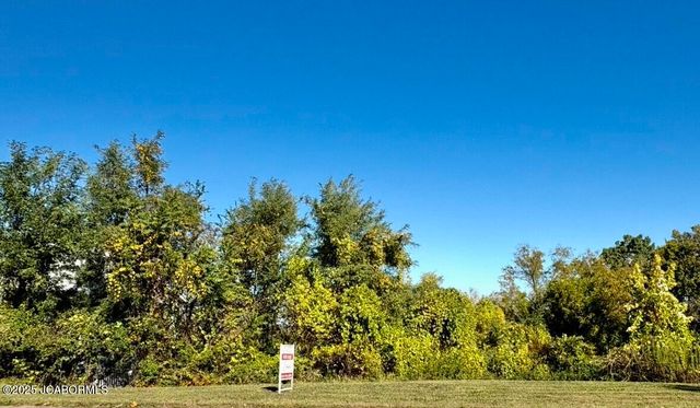 714 SWIFTS HIGHWAY, Jefferson City, MO 65109